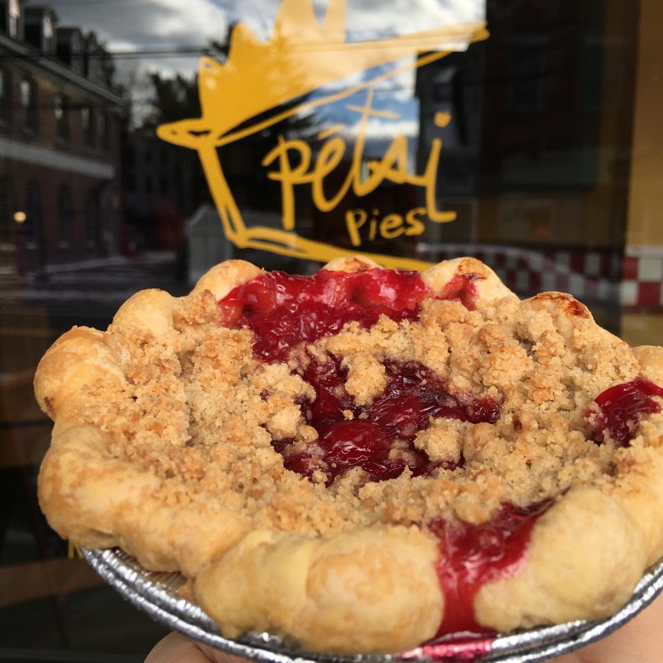 Cherry Pie from Petsi Pies - Beacon St. on #foodmento http://foodmento.com/dish/36712