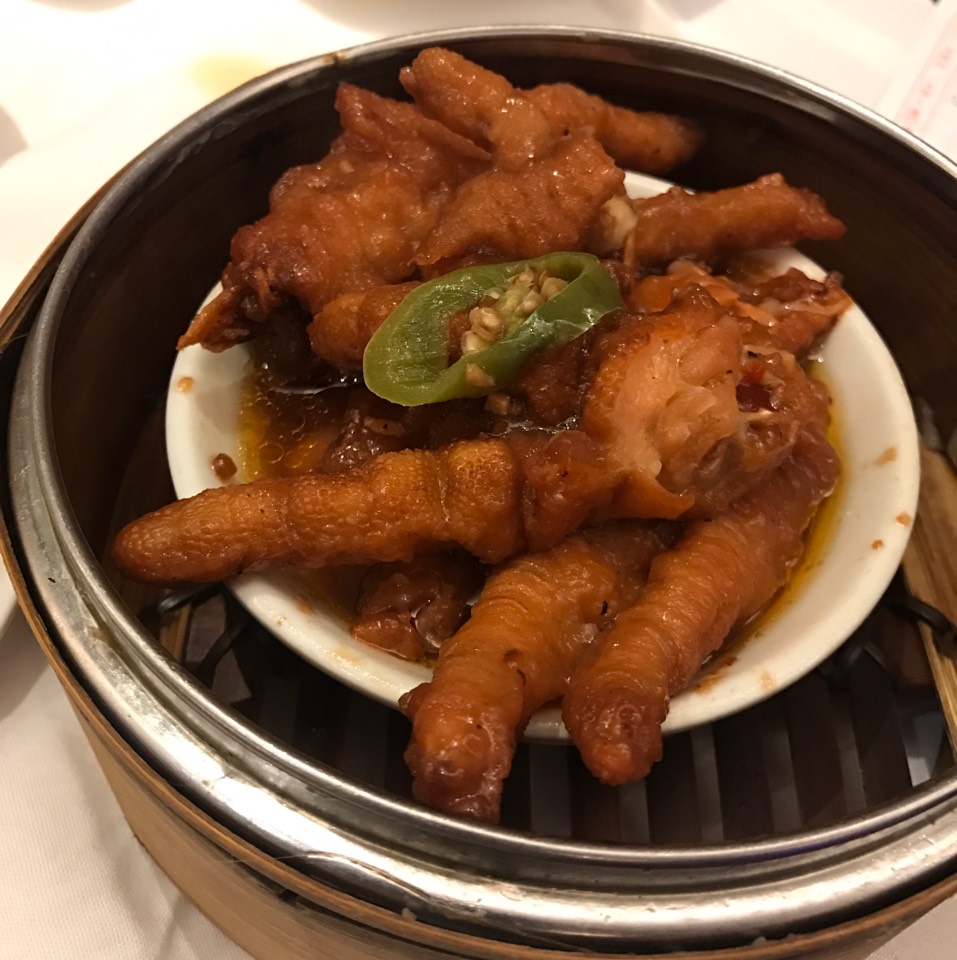 Chicken Feet W. Black Bean Sauce from Ping's Seafood on #foodmento http://foodmento.com/dish/42384