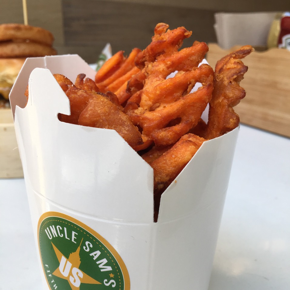 Sweet Potato Fries from Uncle Sam's Burgers on #foodmento http://foodmento.com/dish/38194