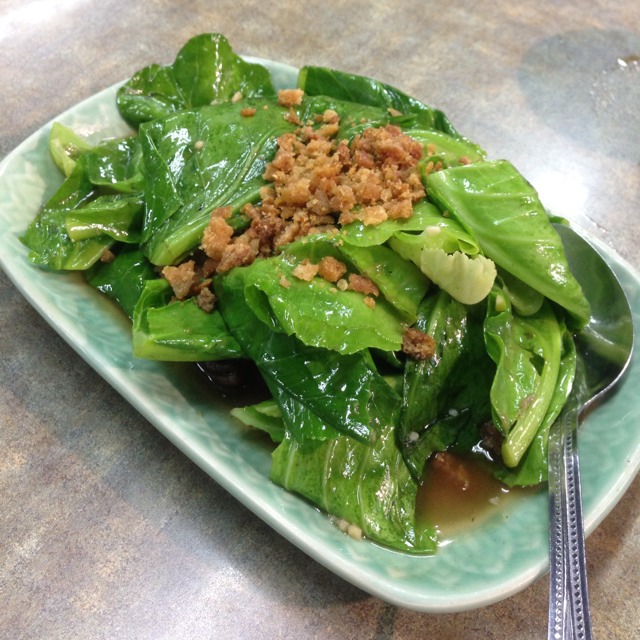 Fried Kai Lan Salted Fish from Jai Thai on #foodmento http://foodmento.com/dish/3918