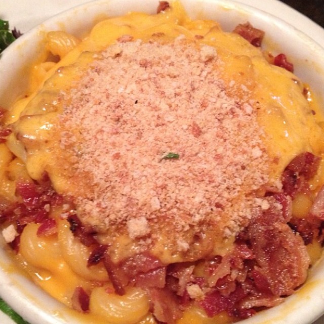 Mac And Cheese at Silvertone on #foodmento http://foodmento.com/place/2419