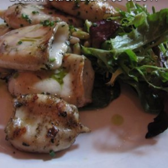 Garlic Grilled Calamari at Franklin Cafe on #foodmento http://foodmento.com/place/2442
