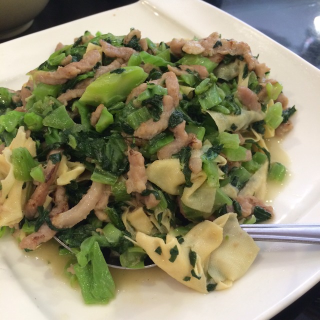 Sautéed Julienne Pork w/ Mustard Greens & Bean Curd from Taiwan Cafe on #foodmento http://foodmento.com/dish/11647