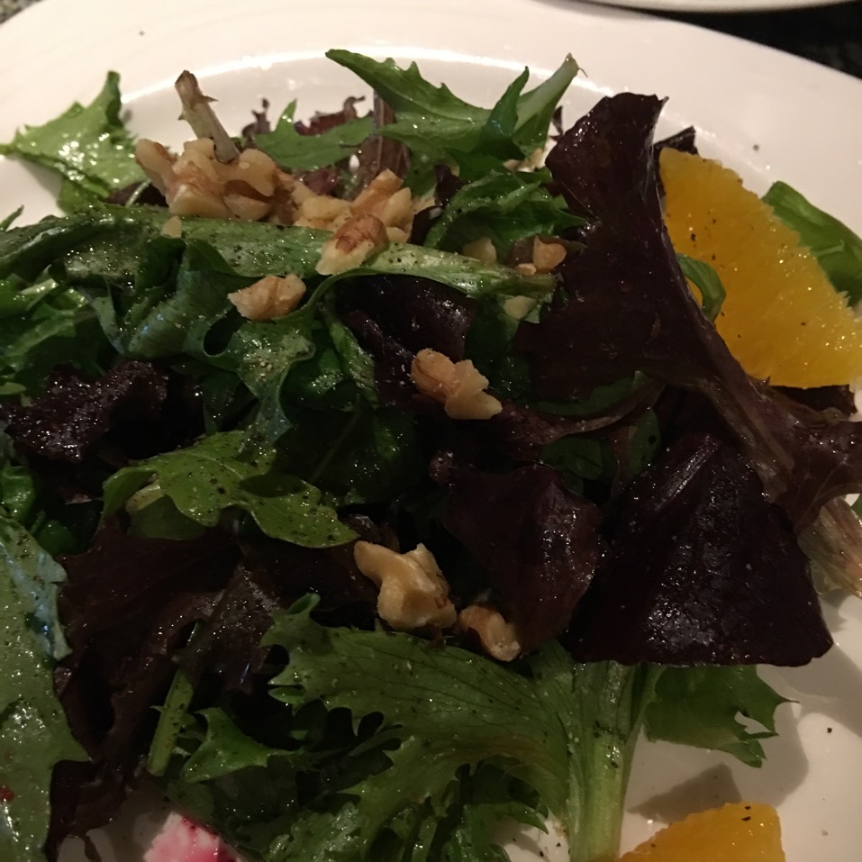 Mesclun Salad with Beet and Citrus at Manetta's Ristorante on #foodmento http://foodmento.com/place/10147
