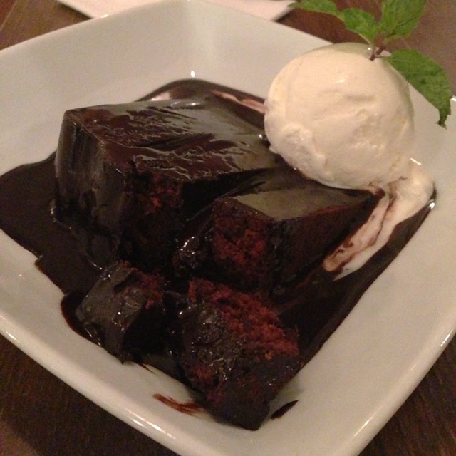Death By Chocolate Cake at Riders Cafe on #foodmento http://foodmento.com/place/1128
