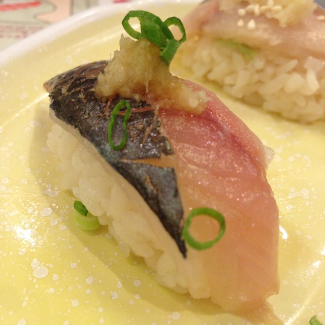Japanese Jack Mackerel Sushi from Itacho Sushi 板长寿司 on #foodmento http://foodmento.com/dish/7253