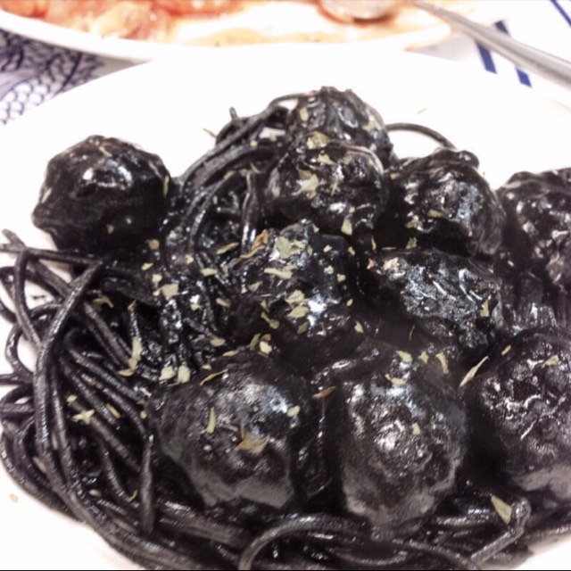 Black Ink Squid Noodle from Tung Po Kitchen 東寶小館 on #foodmento http://foodmento.com/dish/22117