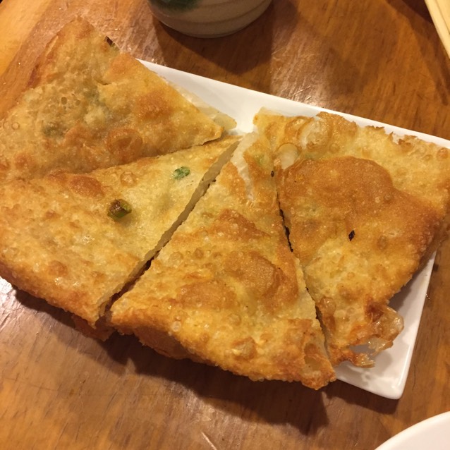 Scallion Pancake from Nan Xiang Xiao Long Bao on #foodmento http://foodmento.com/dish/33510