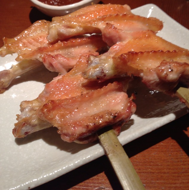 Hinaidori Grilled Chicken Wing from 銀座 比内や コリドー店 on #foodmento http://foodmento.com/dish/2975