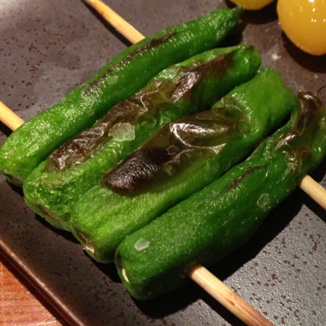 Grilled Shisito Pepper at 銀座 比内や コリドー店 on #foodmento http://foodmento.com/place/2249