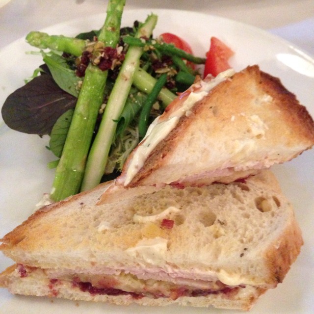 PS. Turkey Cranberry Sandwich at PS. Cafe on #foodmento http://foodmento.com/place/983