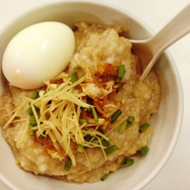 Dry Porridge at เจ๊ไฝ (Jay Fai) on #foodmento http://foodmento.com/place/1215