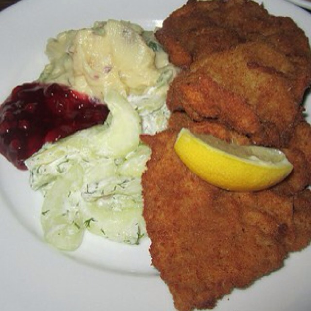 Wiener Schnitzel at Edi & The Wolf on #foodmento http://foodmento.com/place/1255