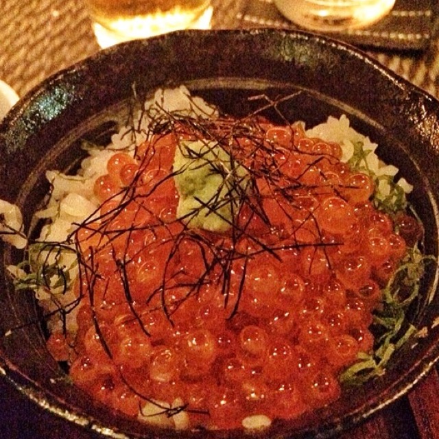 Ikura Don (Rice With Salmon Roe) at Yakitori Totto on #foodmento http://foodmento.com/place/2540