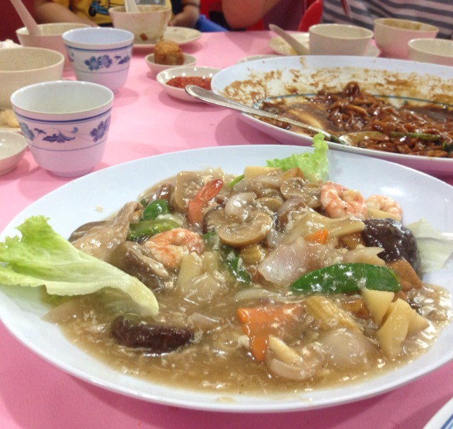 Braised Beancurd  at Quan Xiang Yuan (Jing Ji) Seafood Restaurant on #foodmento http://foodmento.com/place/1536