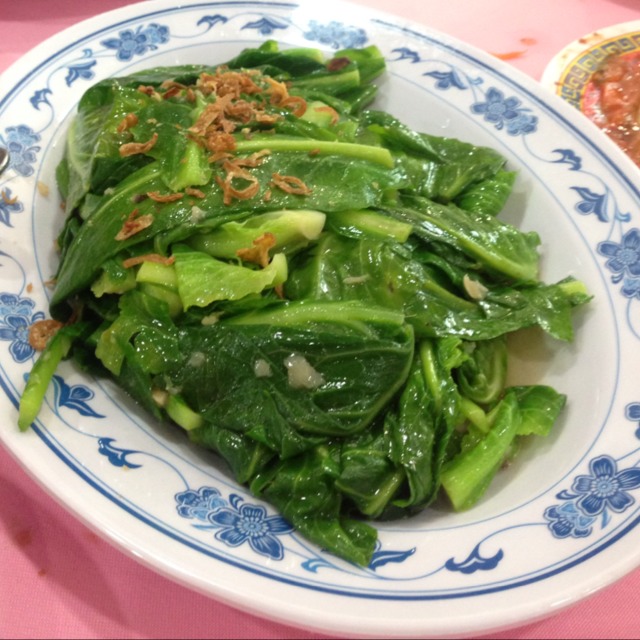 Stir Fried Kai Lan at Quan Xiang Yuan (Jing Ji) Seafood Restaurant on #foodmento http://foodmento.com/place/1536