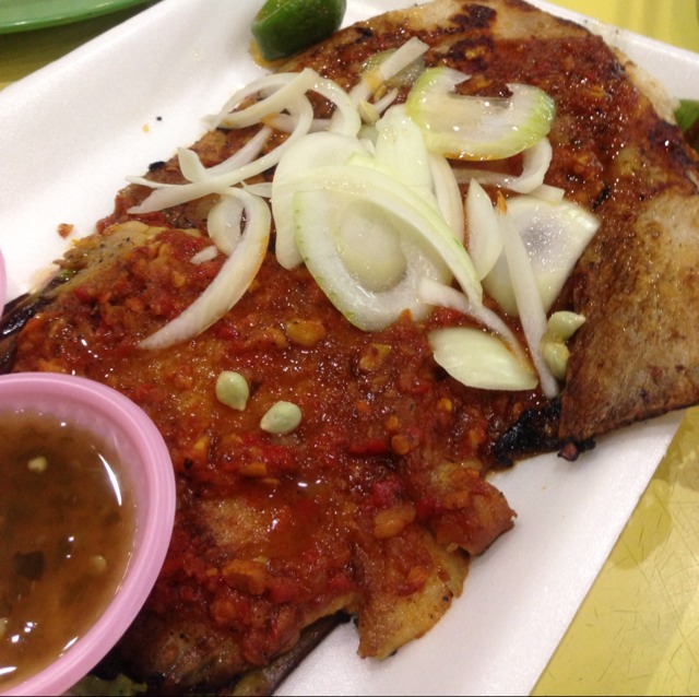 Sambal Stingray  at Pasir Panjang Food Centre on #foodmento http://foodmento.com/place/219