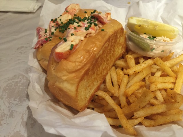 Lobster Roll from Dancing Crab | Louisiana Seafood on #foodmento http://foodmento.com/dish/29591