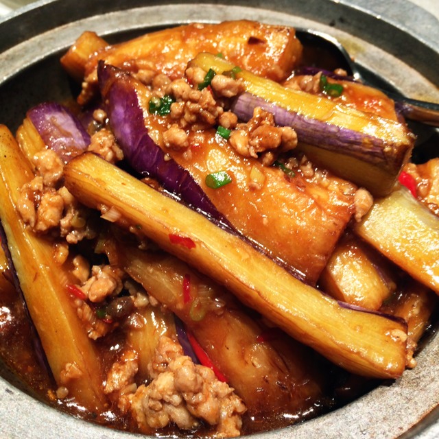 Spicy Eggplant With Minced Pork  from Pearl Delights 明珠閣 on #foodmento http://foodmento.com/dish/17894