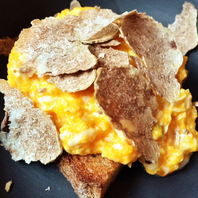 Scrambled Egg On Toast With White Truffle at Isono Eatery & Bar on #foodmento http://foodmento.com/place/5232