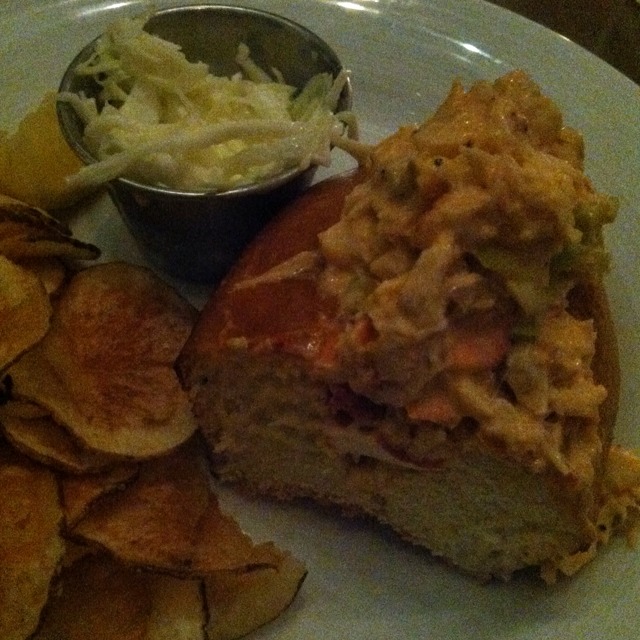 Lobster Roll at Island Creek Oyster Bar on #foodmento http://foodmento.com/place/1464