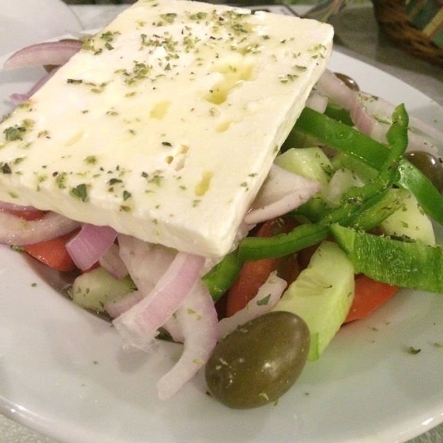 Greek Salad from Πορτόνι on #foodmento http://foodmento.com/dish/18761
