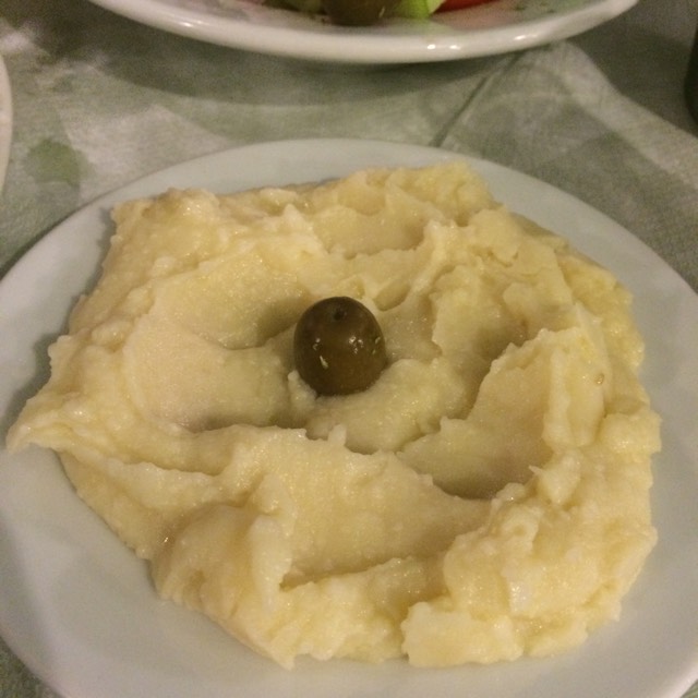 Skordalia  from Πορτόνι on #foodmento http://foodmento.com/dish/18763