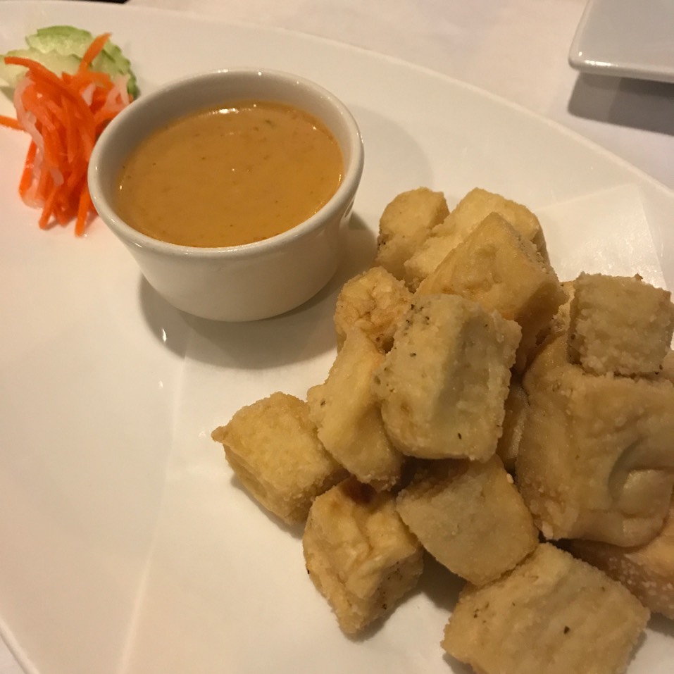 Crispy Tofu - Appetizers​ at Saigon Bangkok on #foodmento http://foodmento.com/place/11249