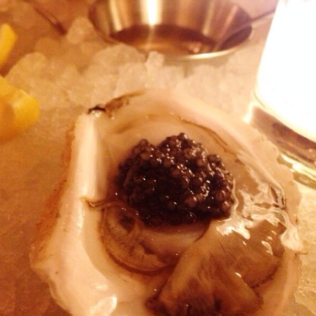Oyster With Caviar from Má Pêche (CLOSED) on #foodmento http://foodmento.com/dish/13380