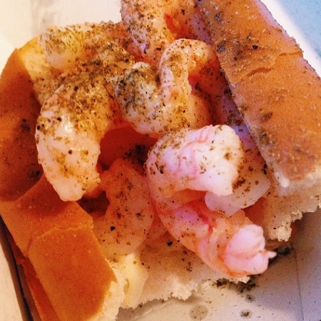 Shrimp Roll at Luke's Lobster EV on #foodmento http://foodmento.com/place/3279
