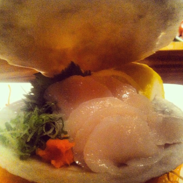 Scallop Sashimi at Blue Ribbon Sushi Bar & Grill on #foodmento http://foodmento.com/place/3336