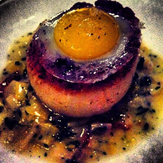 Seared Scallop With Quail Egg from Manzo at Eataly on #foodmento http://foodmento.com/dish/13639