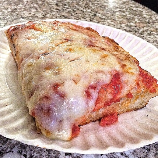 Sicilian Pizza from Joe's Pizza on #foodmento http://foodmento.com/dish/10611