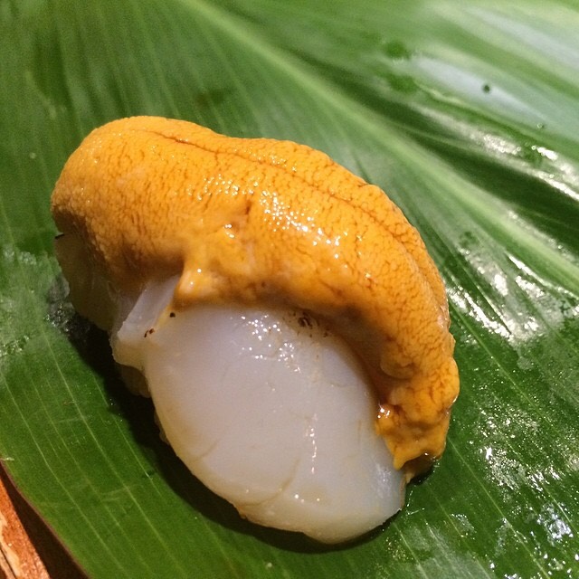 Scallop Sushi + Uni from Sushi Dojo NYC on #foodmento http://foodmento.com/dish/18262