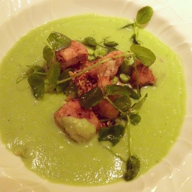 English Pea Soup, Crispy Sweetbreads, Salsify Crumble... at Bâtard (CLOSED)  on #foodmento http://foodmento.com/place/3643