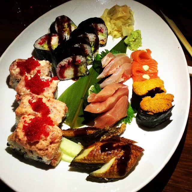 Sushi & Sashimi Combo at Lure Fishbar on #foodmento http://foodmento.com/place/909