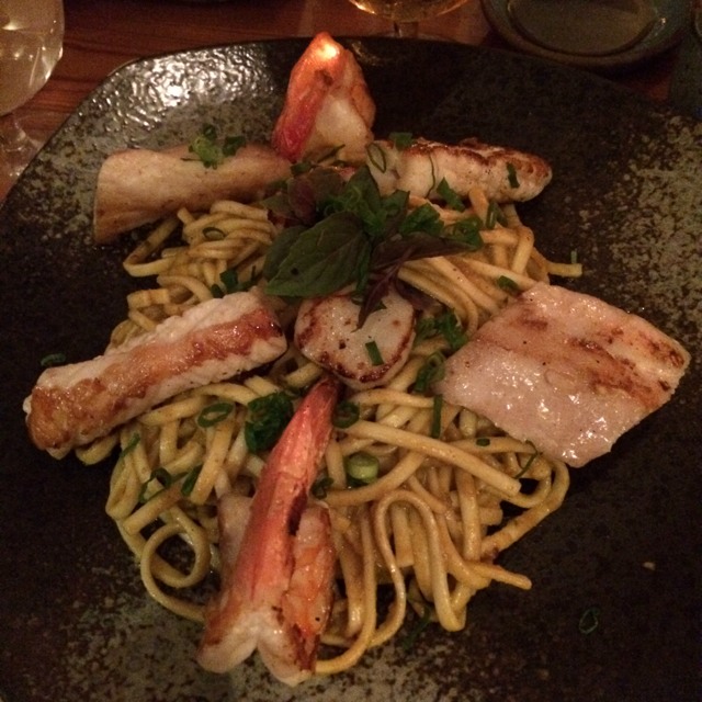Massa Udon With Grilled Seafood from Sushi Leblon on #foodmento http://foodmento.com/dish/13525