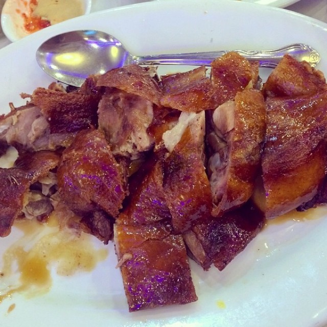 Roast Duck (Cantonese) at Golden Unicorn Restaurant 麒麟金閣 on #foodmento http://foodmento.com/place/3596