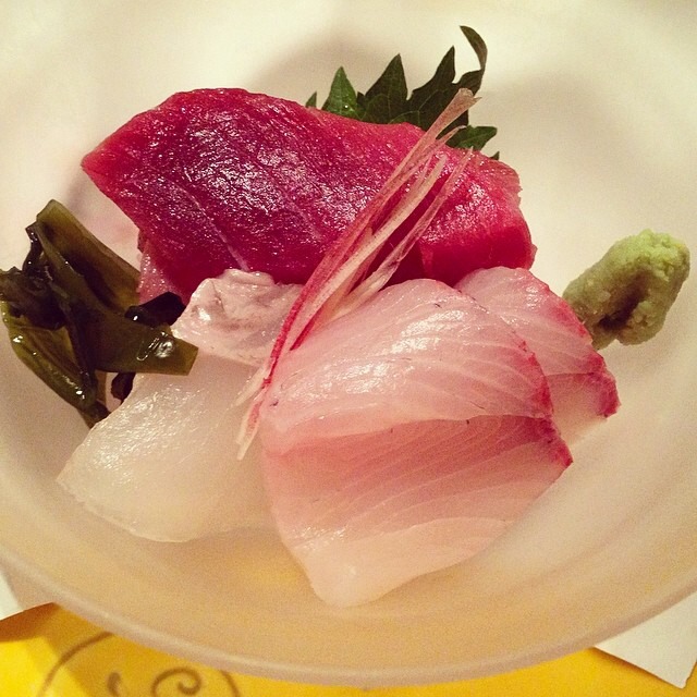 Assorted Sashimi (Bluefin Tuna: Akami, Chutoro; Amberjack, Fluke) on #foodmento http://foodmento.com/dish/16881